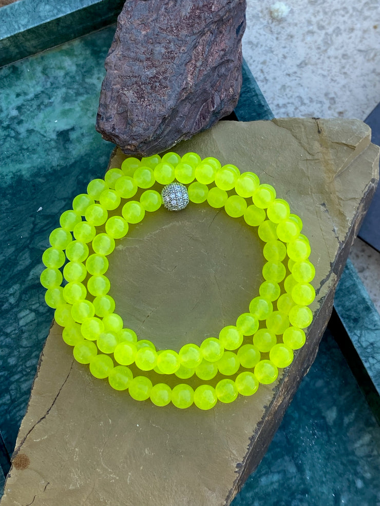 Neon Lemon